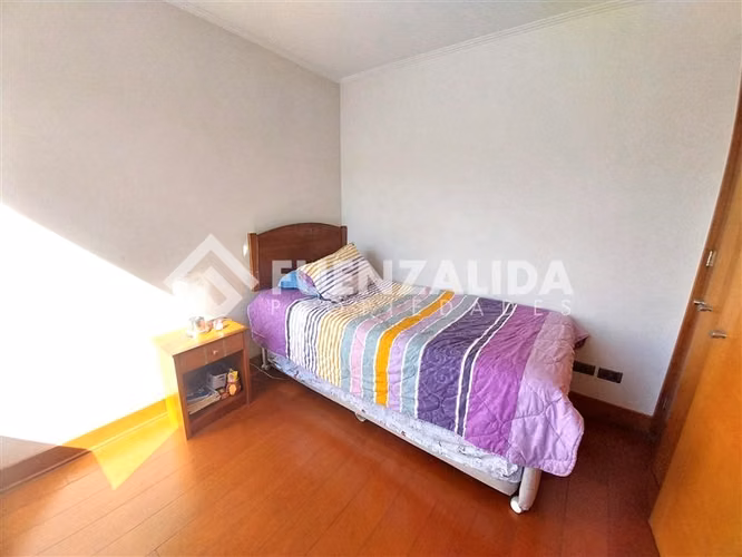 Casa en arriendo de 4 dorm. en Lo Barnechea