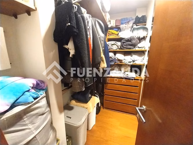 Casa en arriendo de 4 dorm. en Lo Barnechea