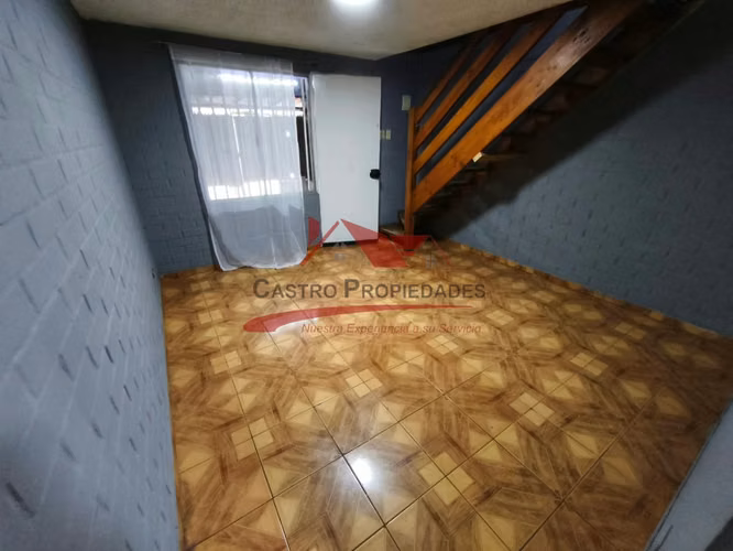 CASA DE DOS PISOS CON 2 DORMITORIOS, 1 BAÑO - Imagen 6