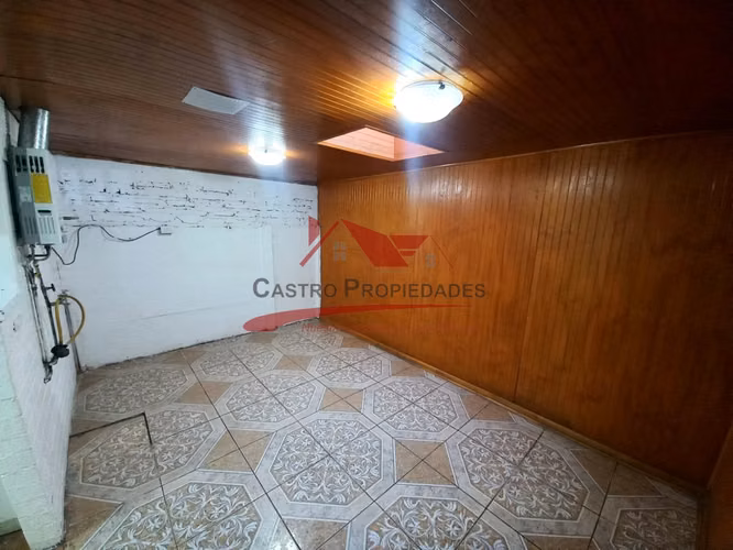 CASA DE DOS PISOS CON 2 DORMITORIOS, 1 BAÑO - Imagen 10