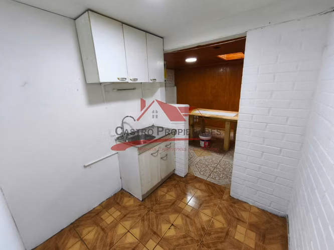 CASA DE DOS PISOS CON 2 DORMITORIOS, 1 BAÑO - Imagen 7