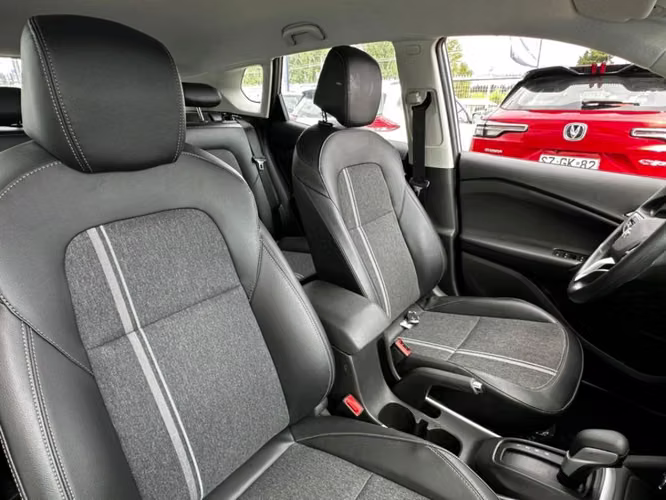 Chevrolet Tracker 1.2T LTZ R 4X2 AT 5P 2025 - Imagen 9