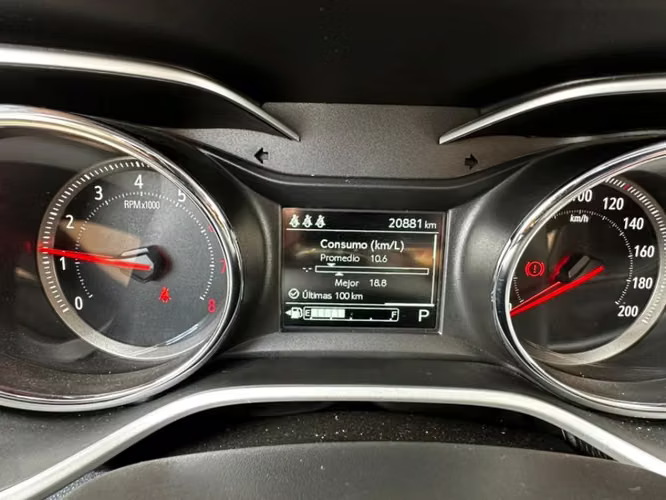 Chevrolet Tracker 1.2T LTZ R 4X2 AT 5P 2025 - Imagen 15