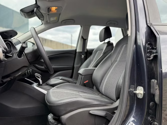 Chevrolet Tracker 1.2T LTZ R 4X2 AT 5P 2025 - Imagen 17