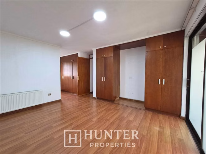 Casa en arriendo de 4D y 4B. en La Reina apto uso comercial. - Imagen 9