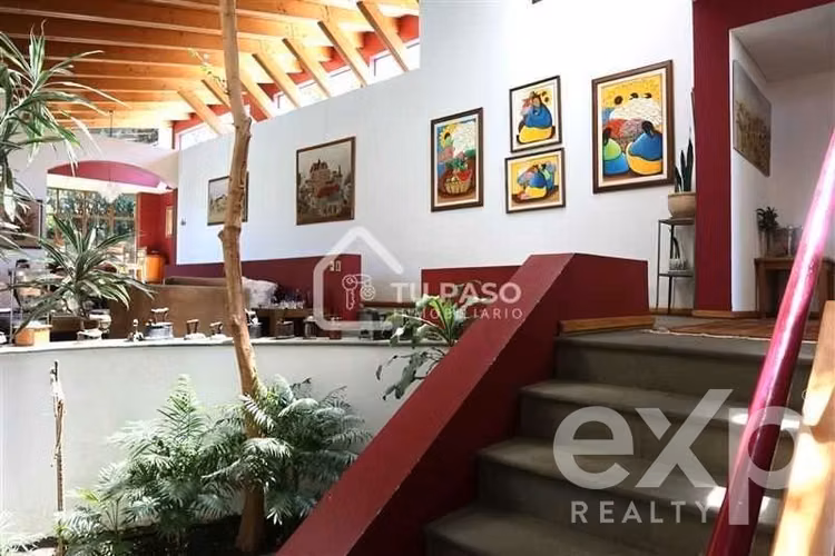 Casa en venta de 7 dorm. en Vitacura - Imagen 4