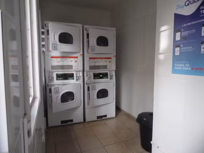 Depto 3d/1b Amplio Con Piscina En Quinta Normal