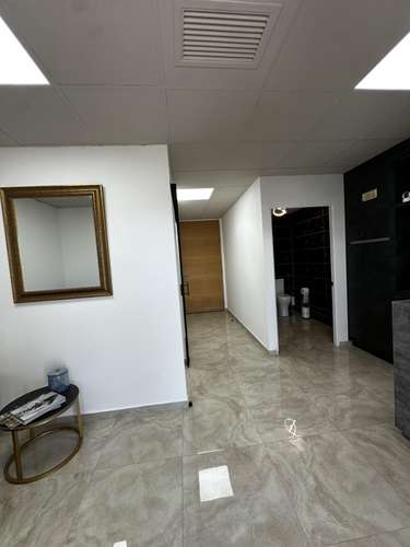 OFICINA TIPO CLINICA EN  AV LA DEHESA - Imagen 18