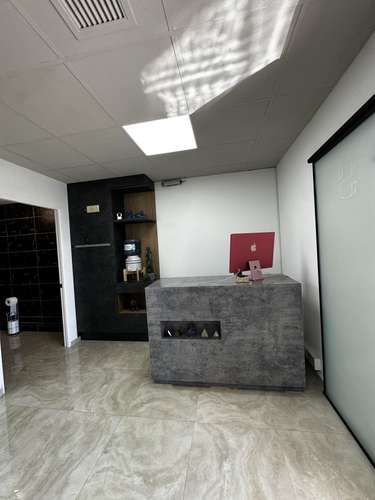 OFICINA TIPO CLINICA EN  AV LA DEHESA - Imagen 2
