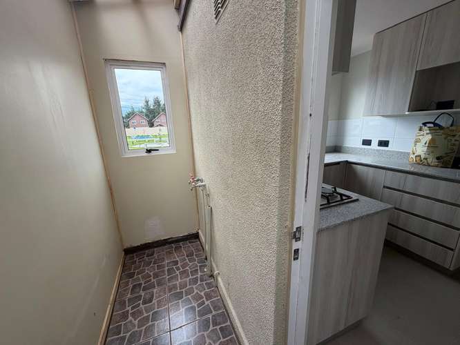 SE ARRIENDA CASA, 3 DORMITORIOS, JARDINES DEL PINAR.