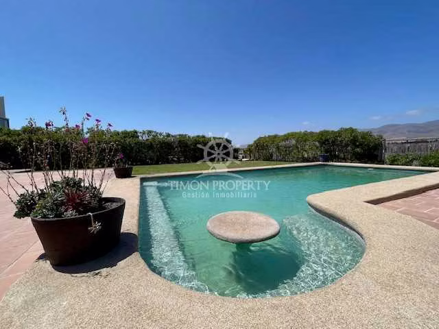 AMPLIA Casa/piscina temperada 1.100 mts2 (181258) - Imagen 26