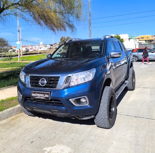 NISSAN NP300 Automática 2018  - Imagen 2