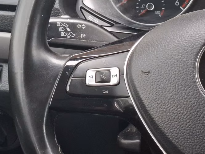 VOLKSWAGEN AMAROK 2021 - Imagen 15