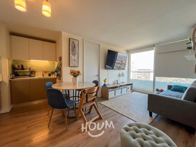 Departamento en Avenida María Rozas Velásquez