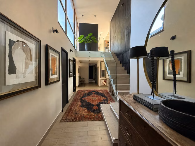 PENTHOUSE DÚPLEX DE LUJO EN ARRIENDO – PARQUE ESPOZ, VITACURA