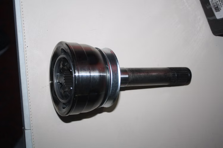 Punta Homocinética Nissan Terrano D22 / Frontier NI-823 Nueva