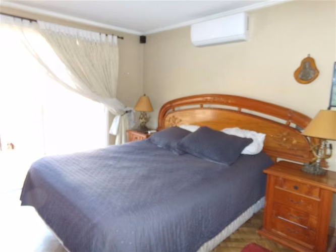 Casa en venta de 4 dorm. en Huechuraba - Imagen 12
