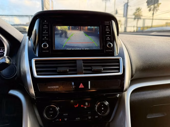 MITSUBISHI ECLIPSE CROSS 2020