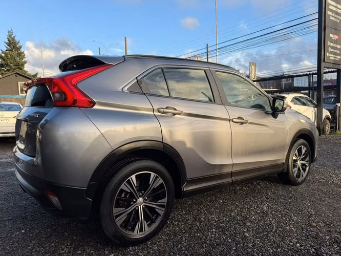 MITSUBISHI ECLIPSE CROSS 2020
