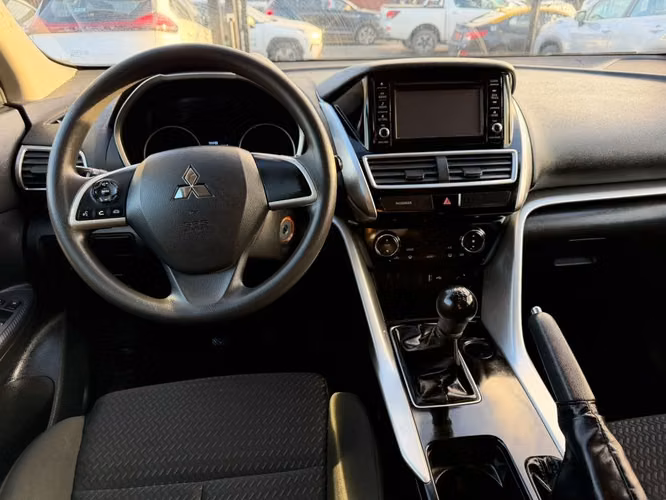 MITSUBISHI ECLIPSE CROSS 2020