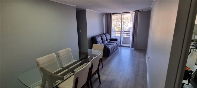 Depto en arriendo 3 dorm y 2 baños - Estacionamiento - Imagen 4