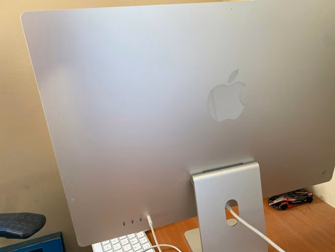iMac Apple 24 Pulgadas De 8gb Ram 256 Gb Ssd Plata - Imagen 3