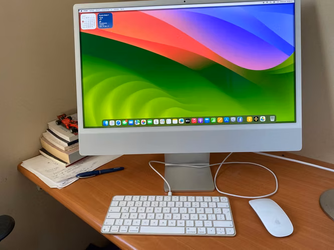 iMac Apple 24 Pulgadas De 8gb Ram 256 Gb Ssd Plata - Imagen 1