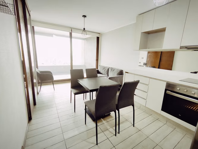SEMIAMOBLADO Depto, 1D+1B+ Estac+Bodg+Terraza, conexión a lavadora, Macul