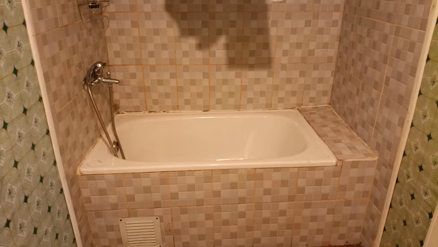Casa a 3 cuadras de la plaza - Imagen 1