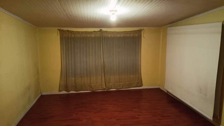 Casa a 3 cuadras de la plaza - Imagen 6