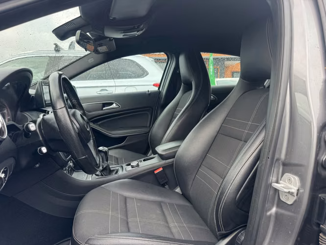 MERCEDES BENZ  A180 2015 - Imagen 7