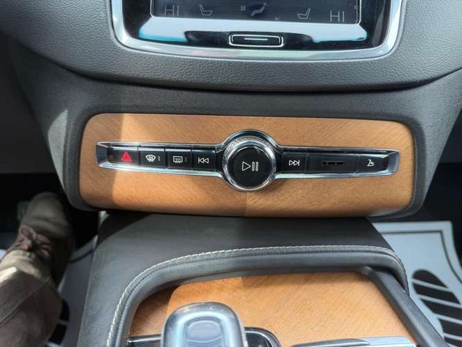 VOLVO XC90 T8 2.0 AUT HIBRIDO 4X4 2019