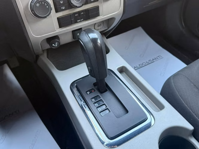 FORD ESCAPE XLT 2.5 AUT 2010 - Imagen 13