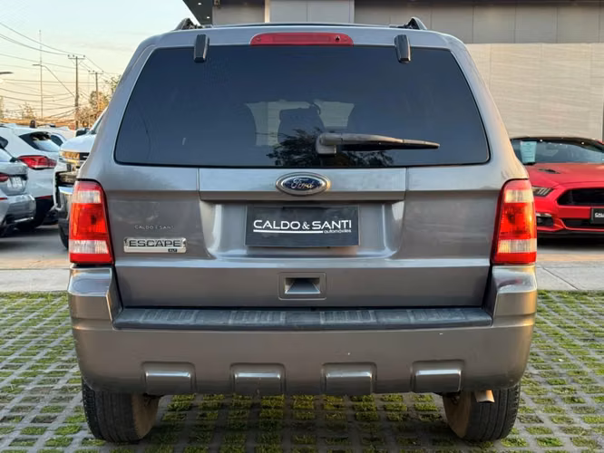 FORD ESCAPE XLT 2.5 AUT 2010 - Imagen 4