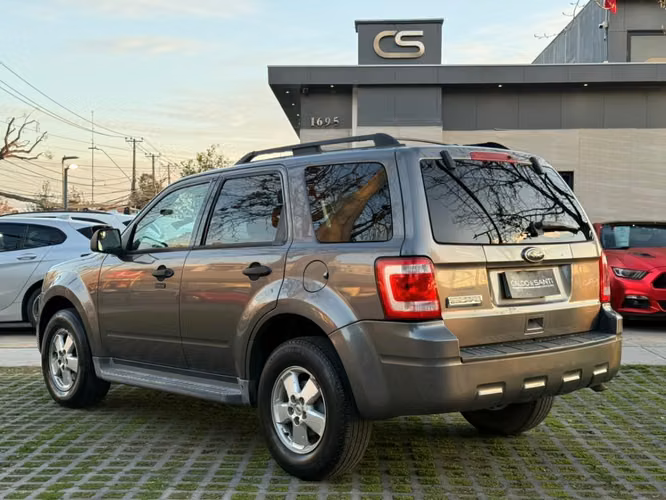 FORD ESCAPE XLT 2.5 AUT 2010 - Imagen 3