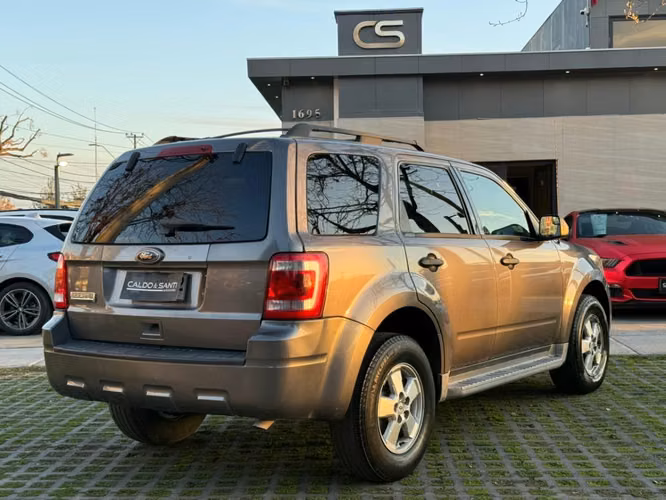 FORD ESCAPE XLT 2.5 AUT 2010 - Imagen 5