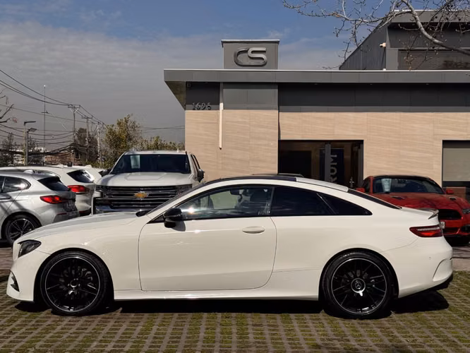 MERCEDES-BENZ E200 COUPE 2.0 AUT CGI 4X2 2019 - Imagen 2