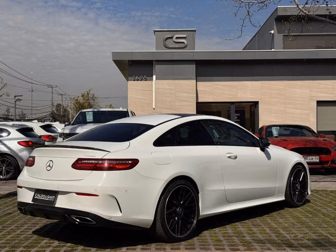 MERCEDES-BENZ E200 COUPE 2.0 AUT CGI 4X2 2019 - Imagen 5