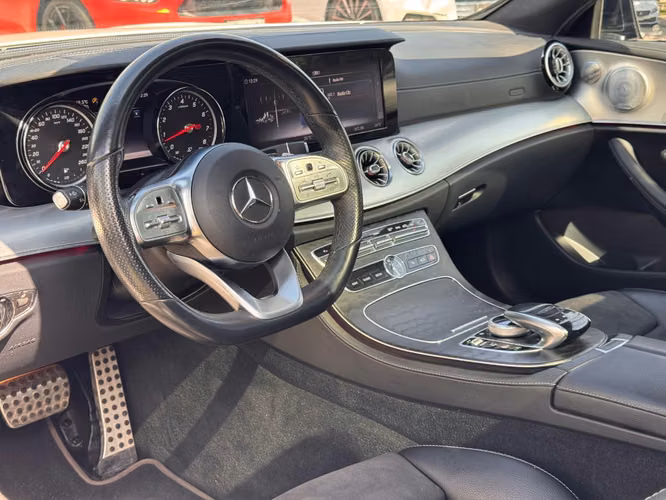 MERCEDES-BENZ E200 COUPE 2.0 AUT CGI 4X2 2019 - Imagen 9
