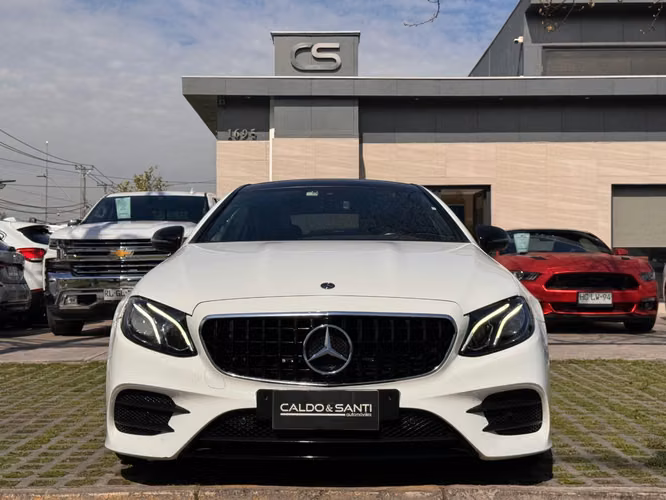 MERCEDES-BENZ E200 COUPE 2.0 AUT CGI 4X2 2019 - Imagen 8