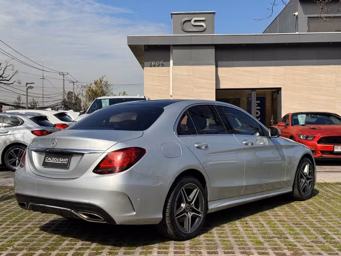 MERCEDES-BENZ C200 SEDAN 2.0 AT LOOK AMG 2021