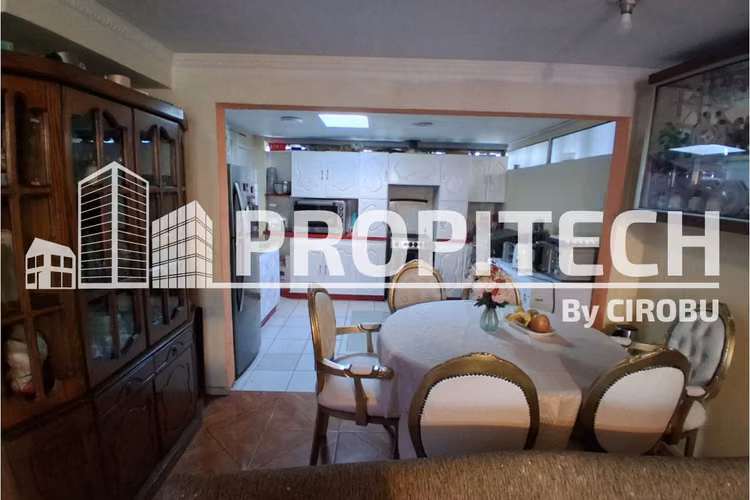 Venta casa 2 Pisos 3D, 2B, 2EST. Pte. Alto.