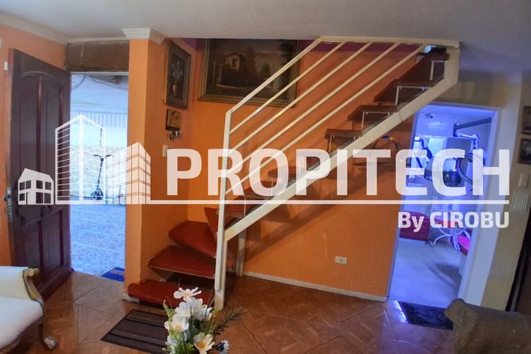 Venta casa 2 Pisos 3D, 2B, 2EST. Pte. Alto.