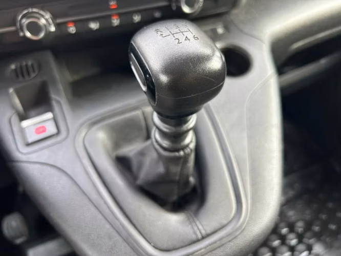 PEUGEOT PARTNER PARTNER L1 BLUEHDI 100 - 2023 | 4564