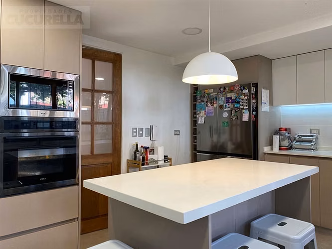 CASA Lynch Norte / Genaro Benavides - Imagen 11