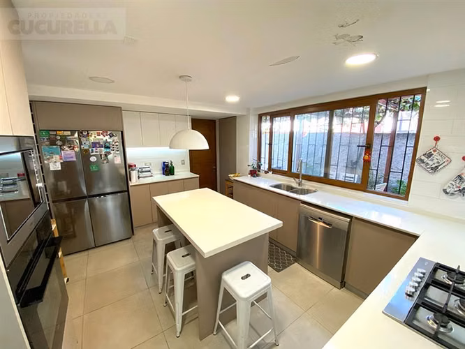 CASA Lynch Norte / Genaro Benavides - Imagen 13