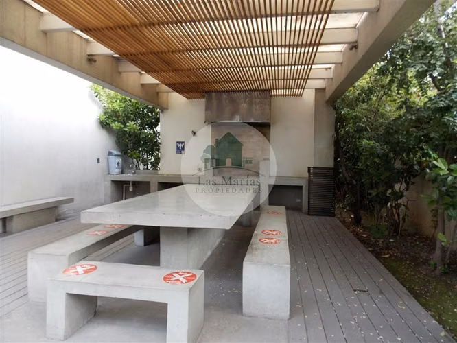 DEPARTAMENTO Espoz, Av Vitacura
