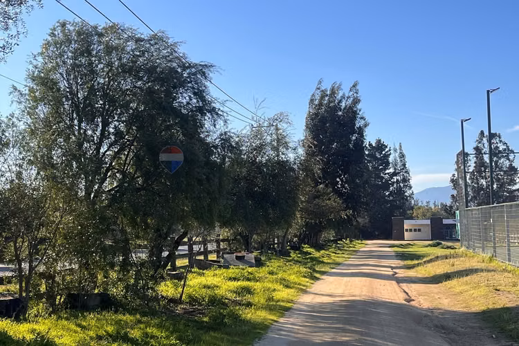 Se vende parcela en condominio en casablanca