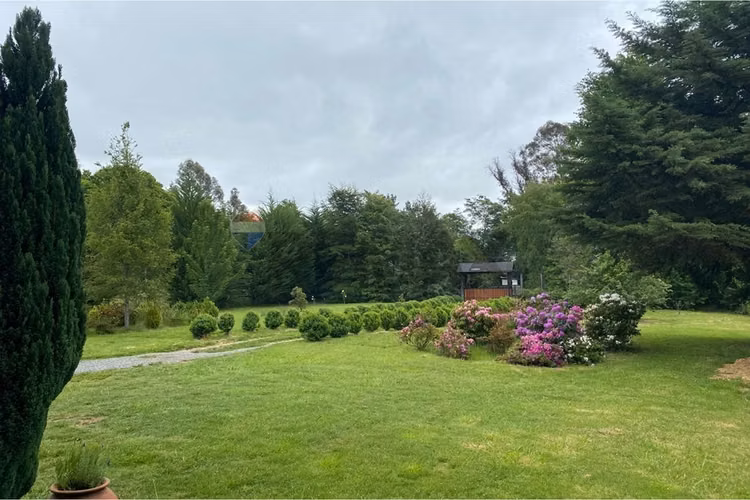 Casa impecable de 4d + 4b entre villarrica y pucón - Imagen 10