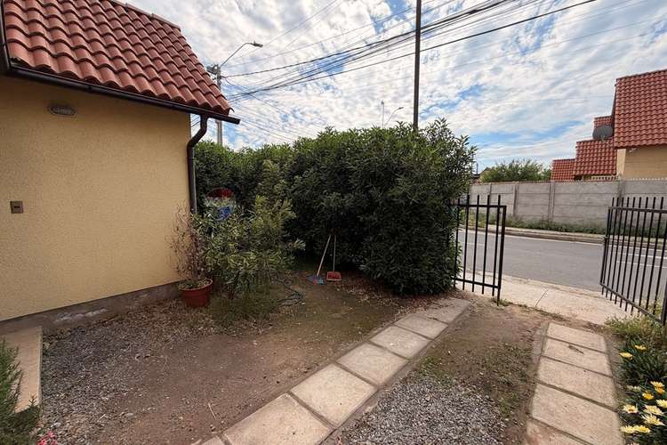 Casa en barrio nuevo - machalí